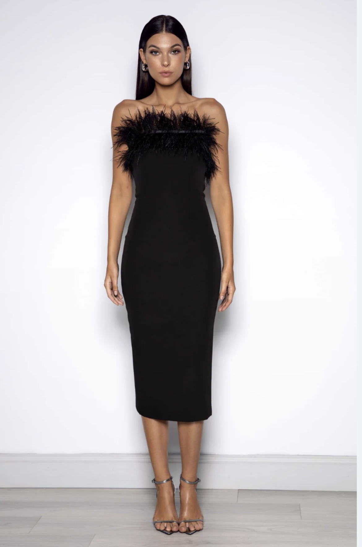 Elle Zeitoune Black to loan