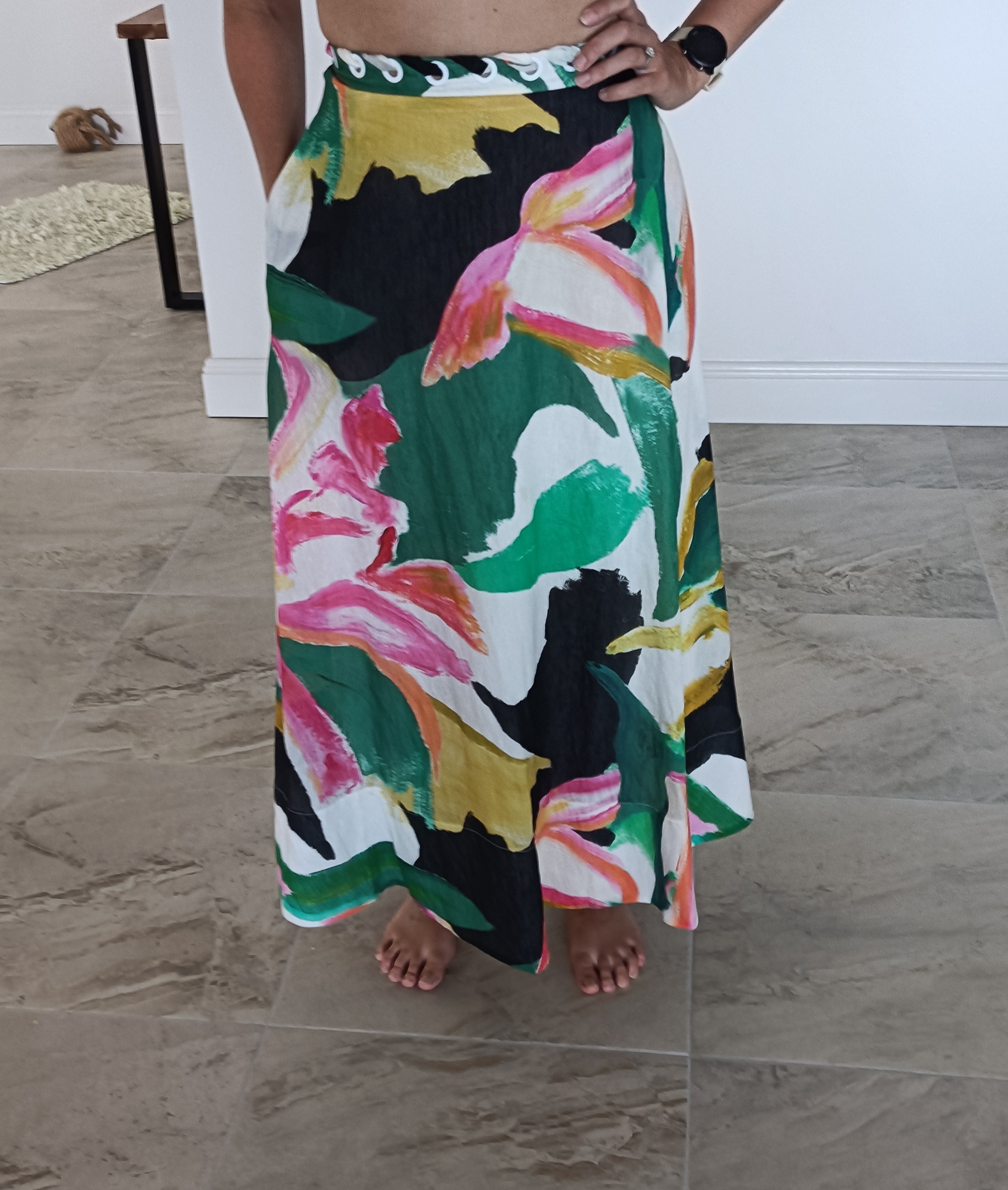 Sheike White to rent