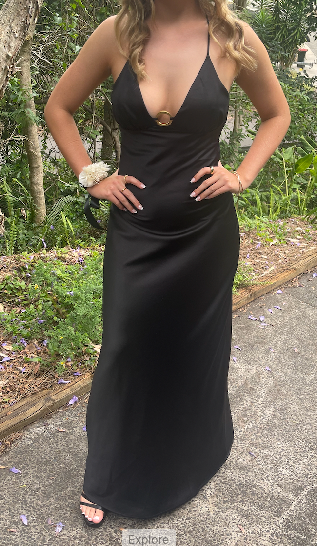 Rental Black Manning Cartell