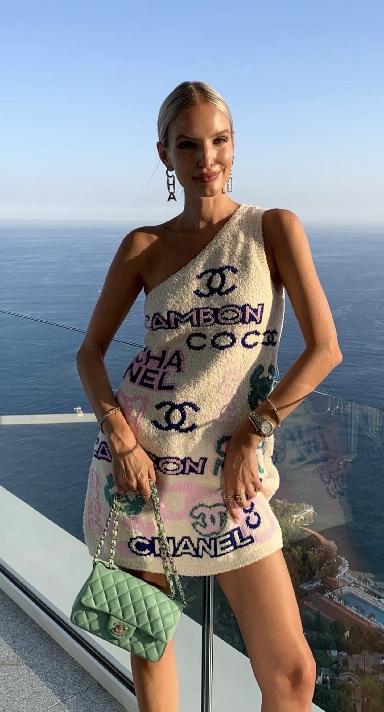 For rent a Other Chanel