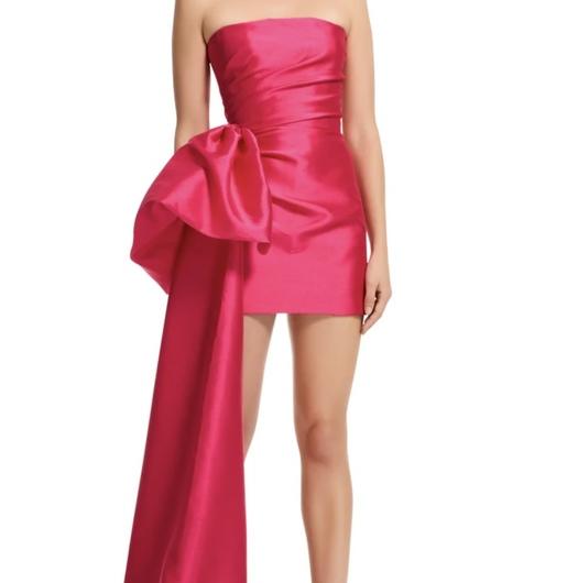 Kyha Studios Pink to borrow