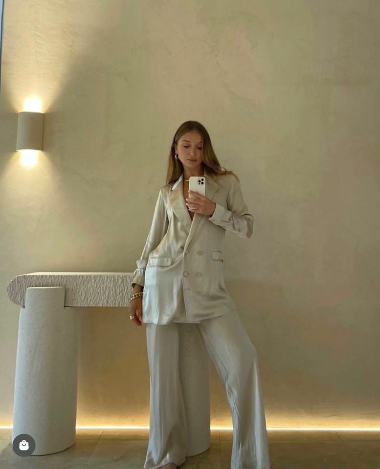 Rental Beige Silk Laundry