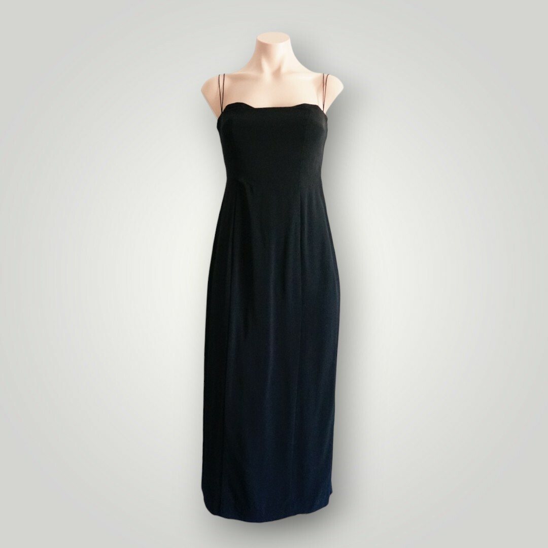 Viktoria & Woods Black to rent