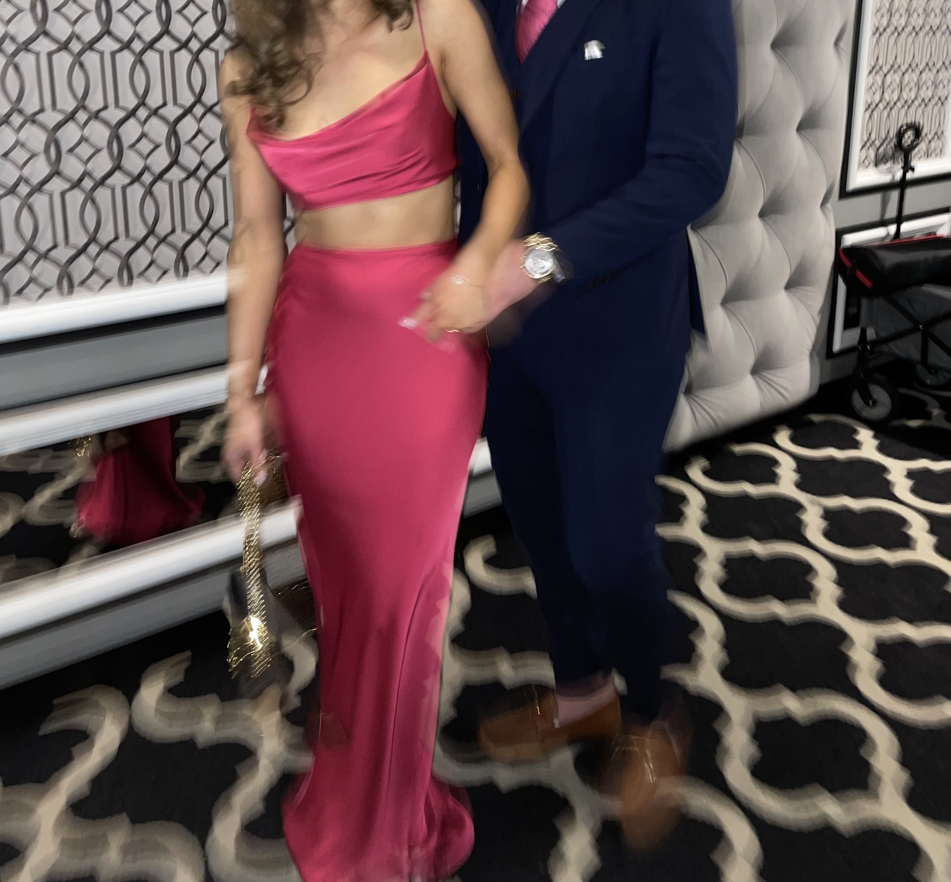 Designer rental Lexi Aries Set Fuchsia