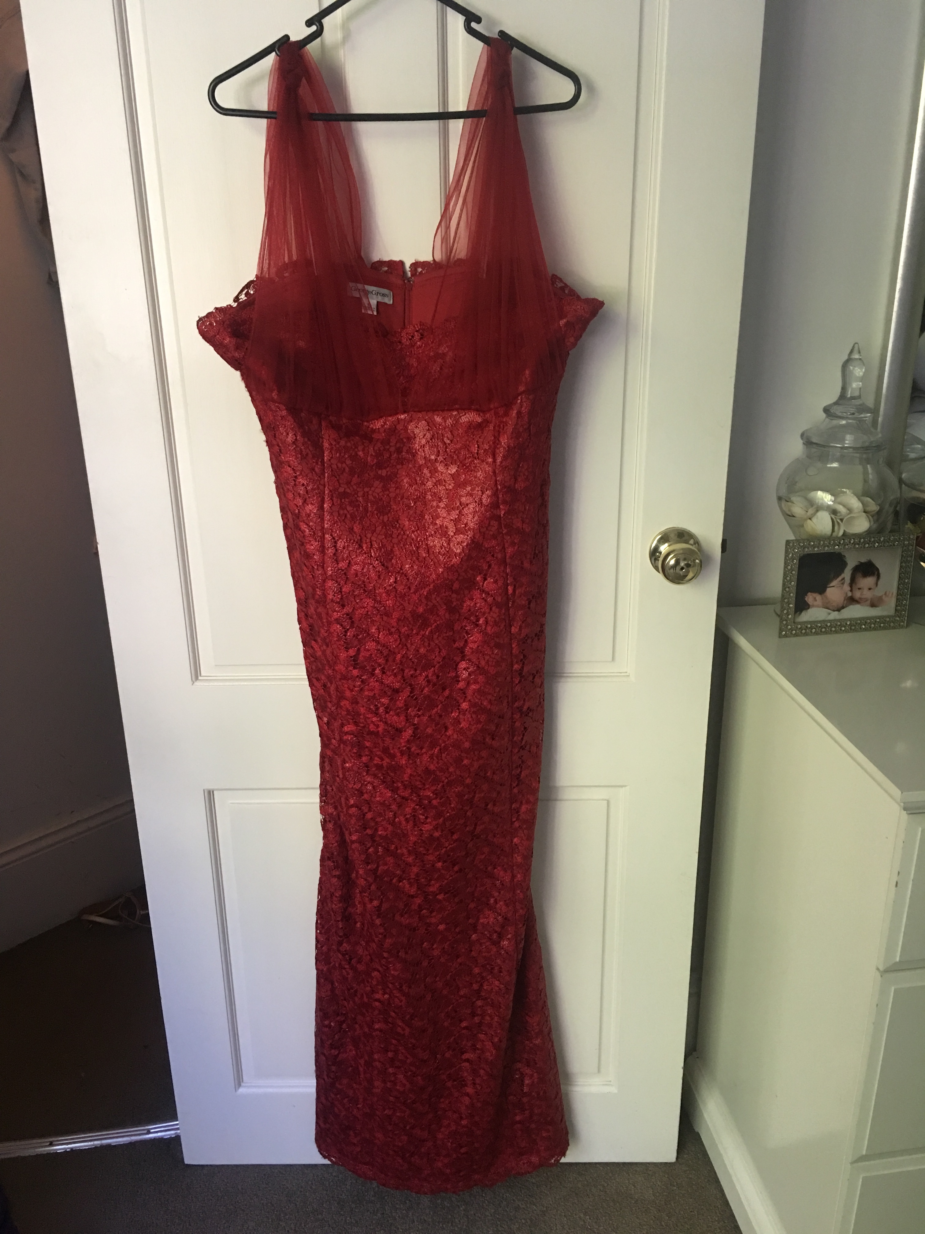 Rental George Gross & Harry Who Red Chantilly Lace Gown