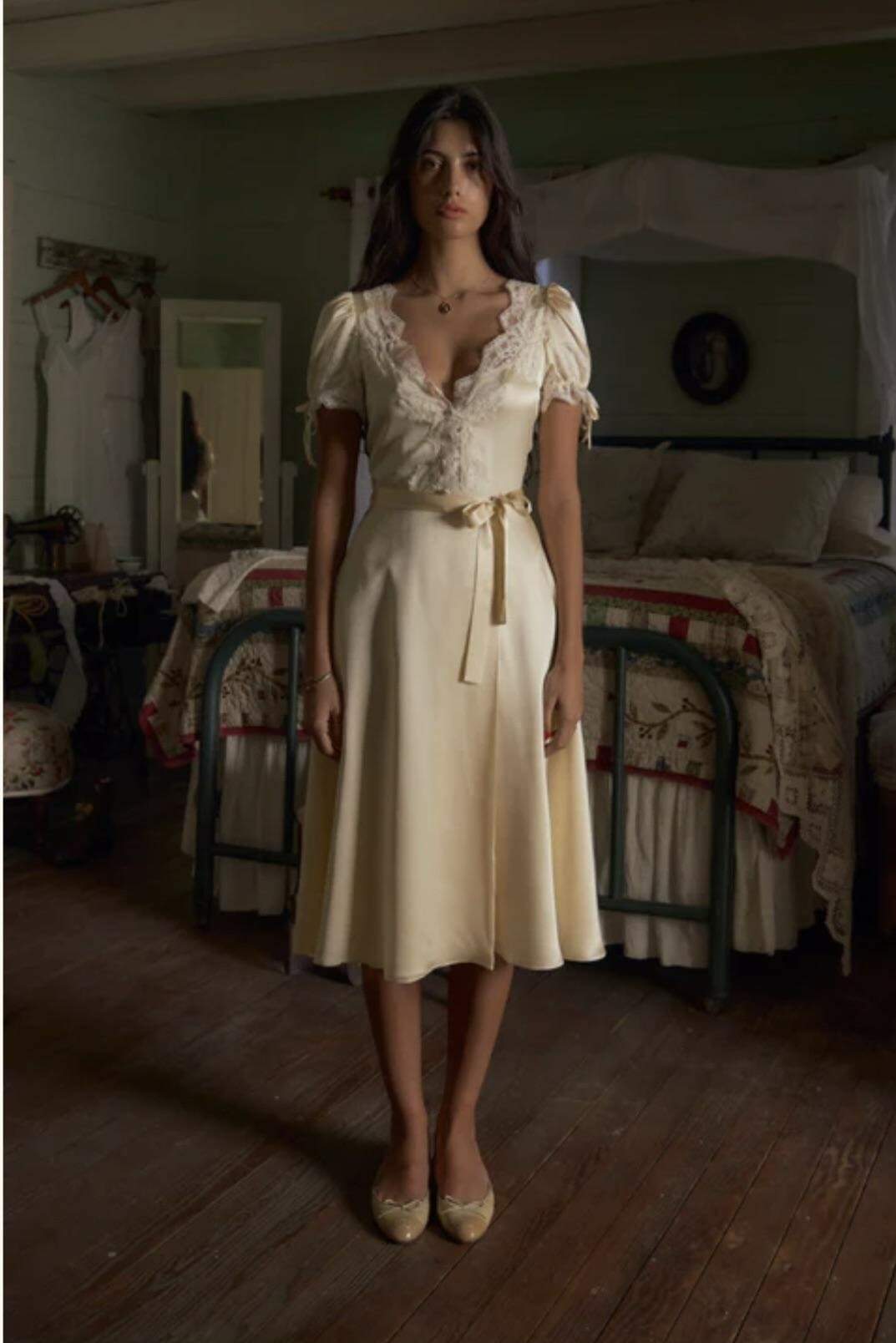 Formal rental Mirror Palais Unwrap Me Gown Crème