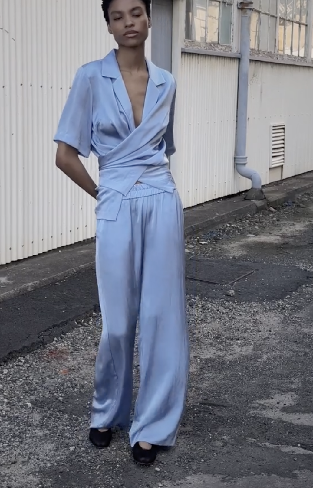 Loan a Viktoria & Woods Applause Shirt And Pilot Pant Set Hydrogen/Light Blue