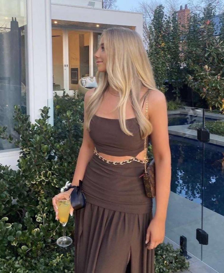 Loan a Brown Bec And Bridge