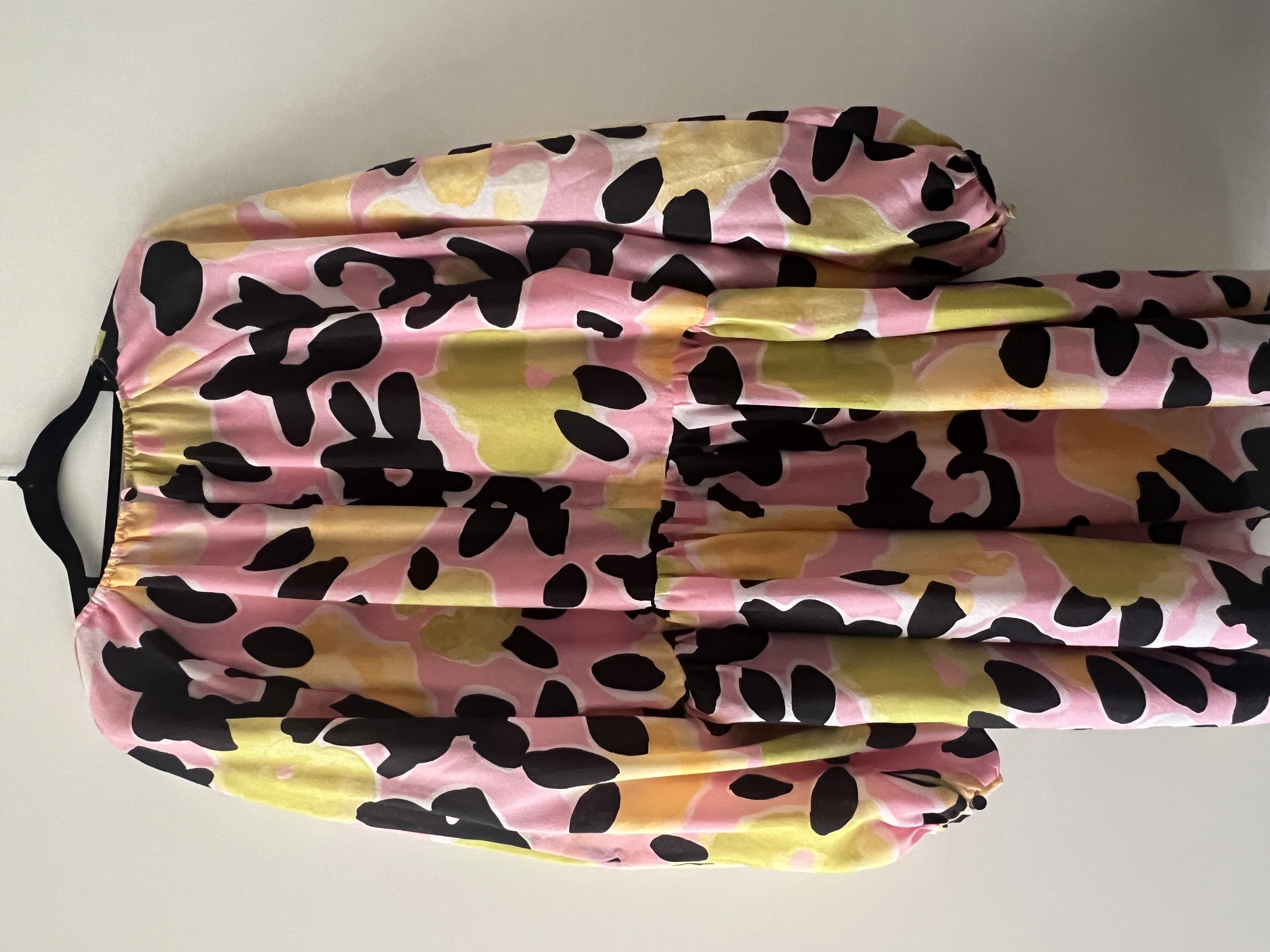 Rental Black Stine Goya