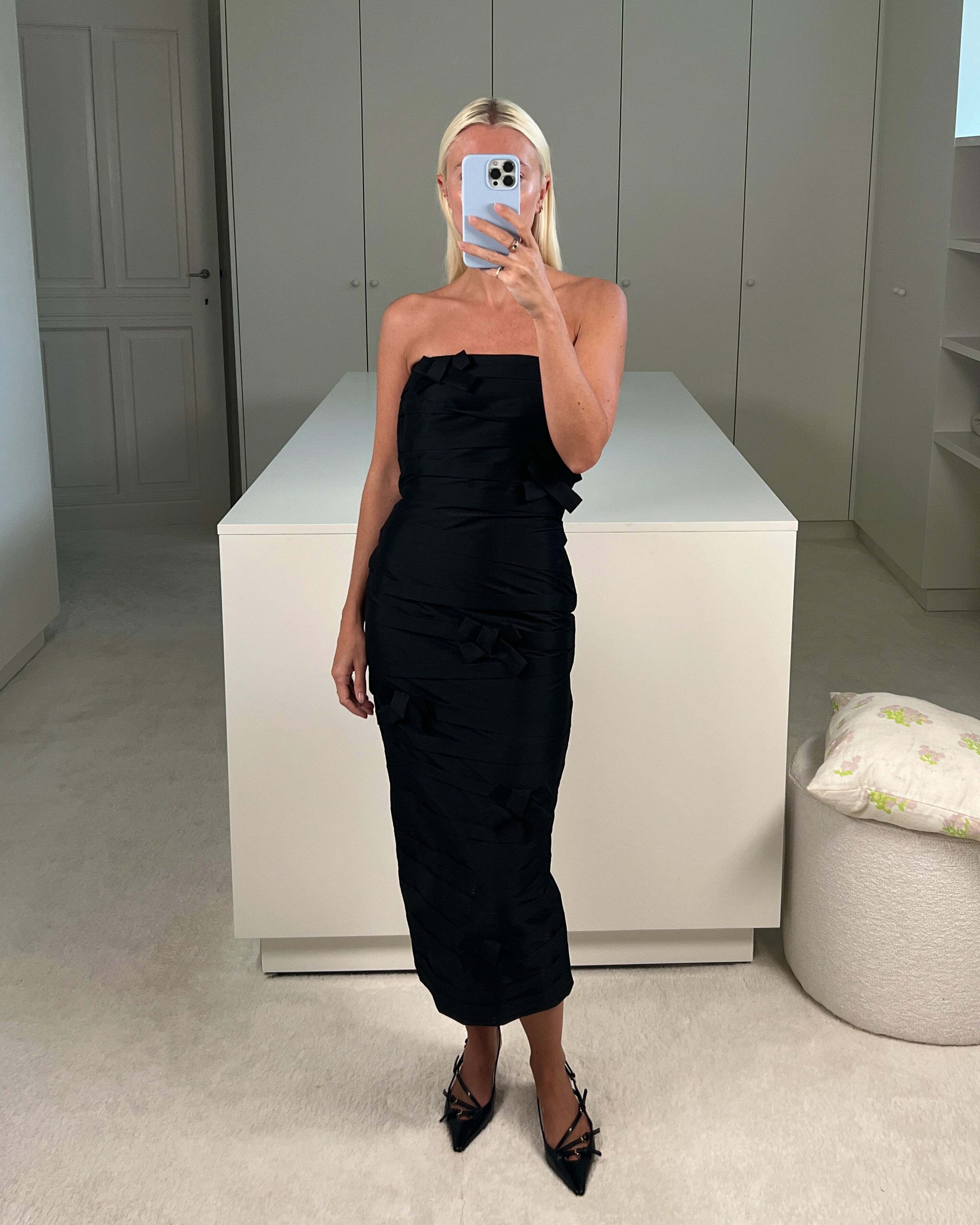 For rent a Black Bernadette