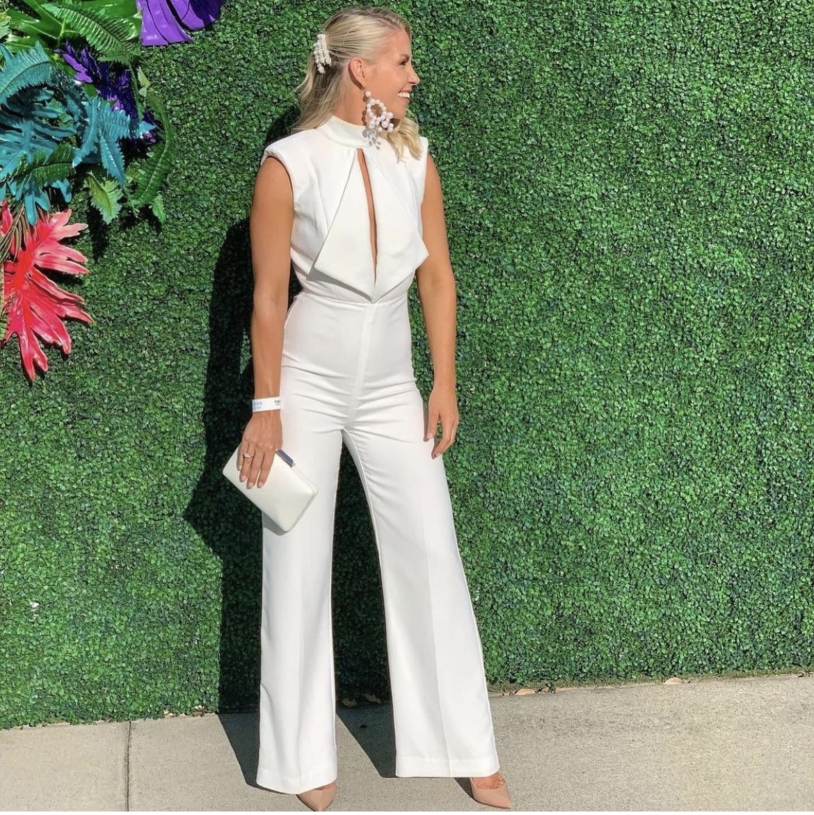 For rent a White Misha Collection