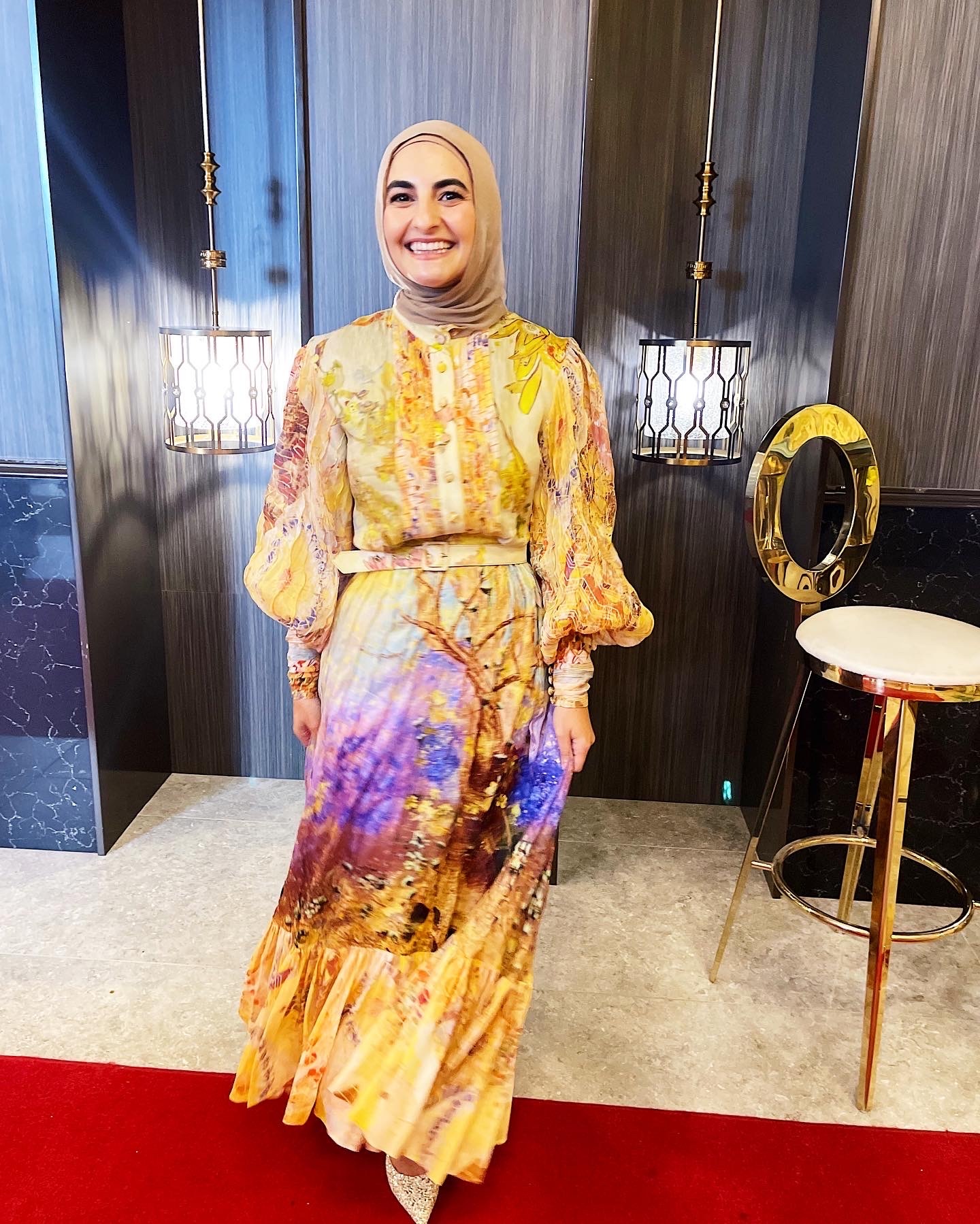 Loan a Yellow Leo & Lin