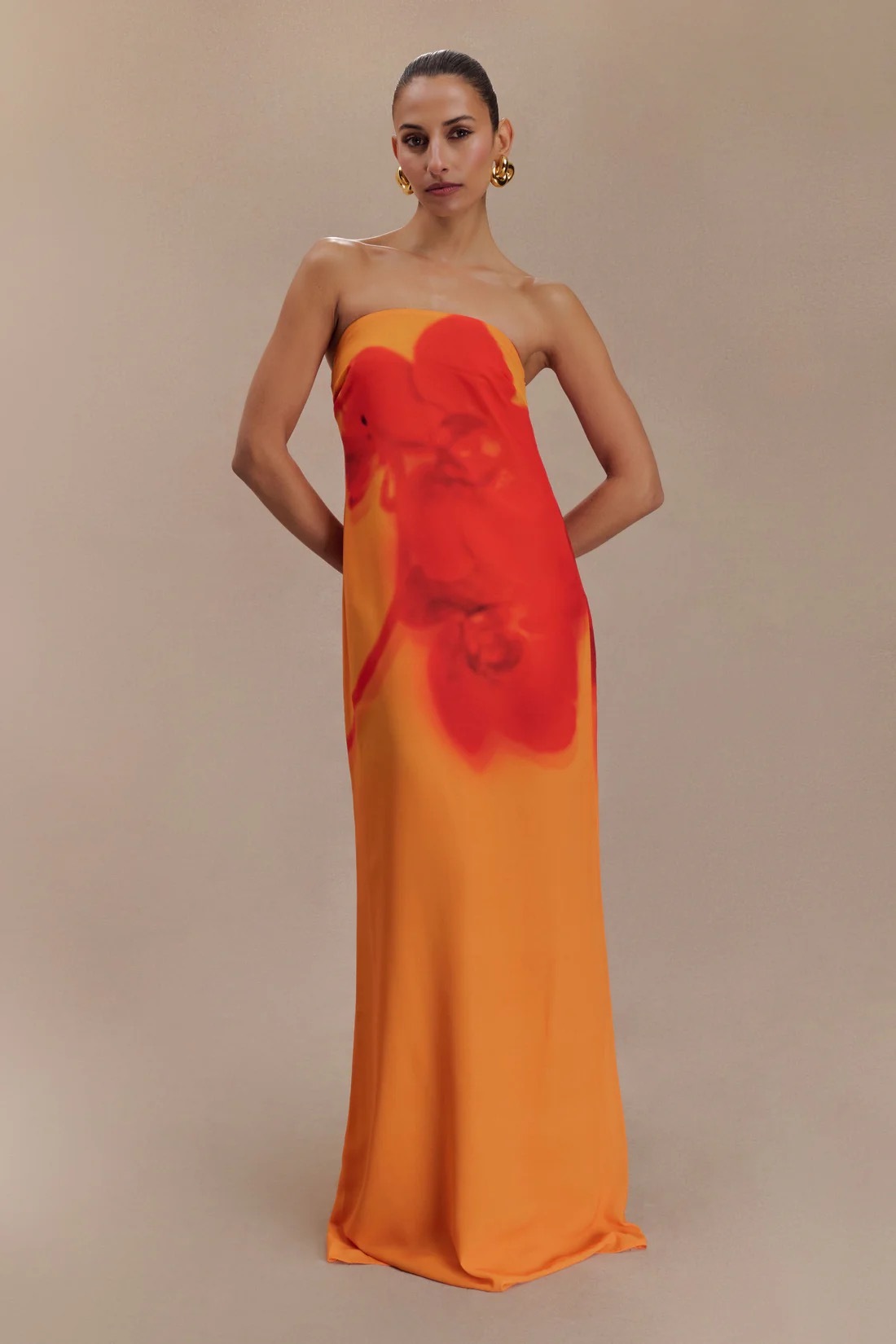 Meshki Orange to rent