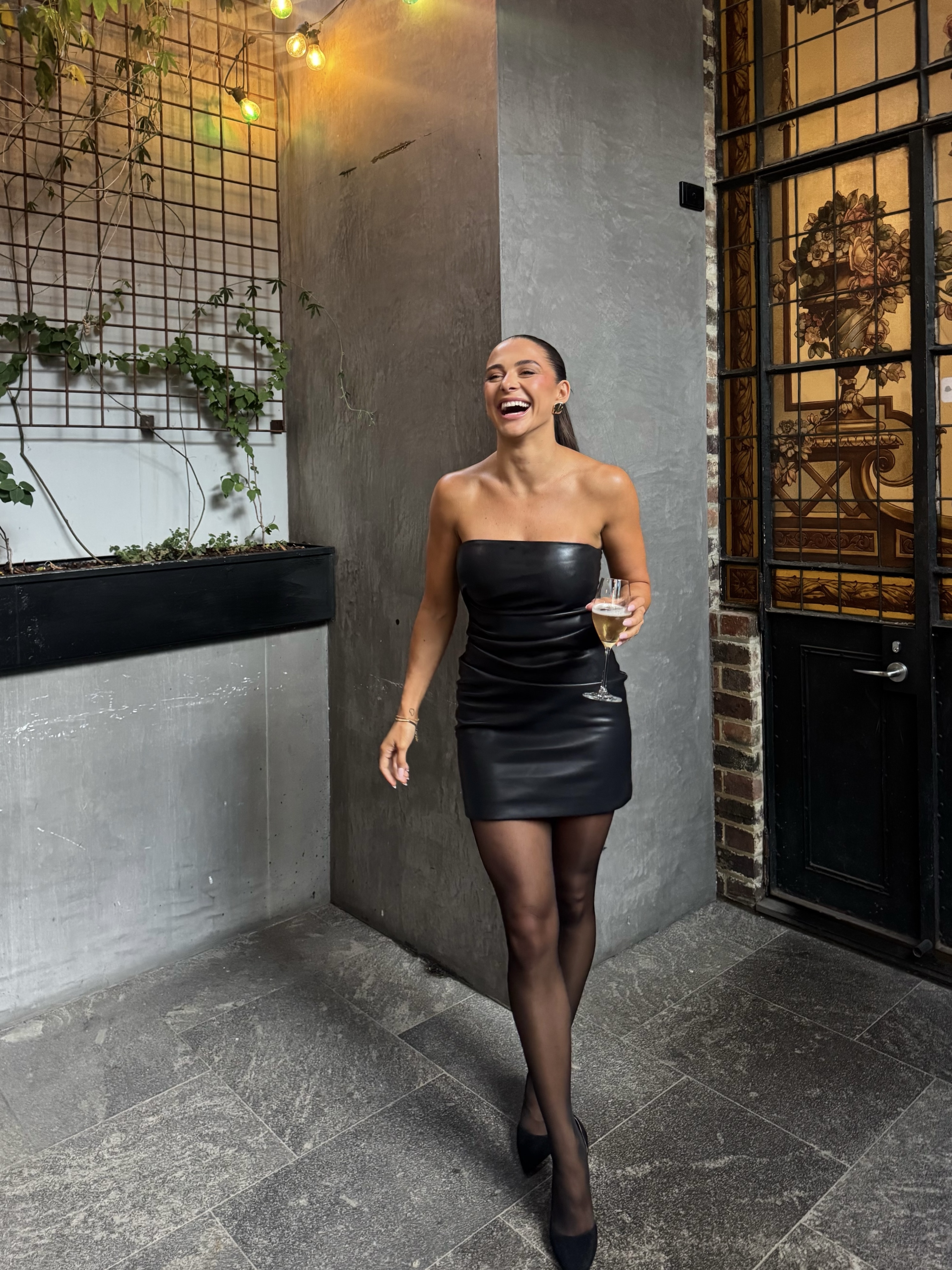 Manning Cartell Black for hire