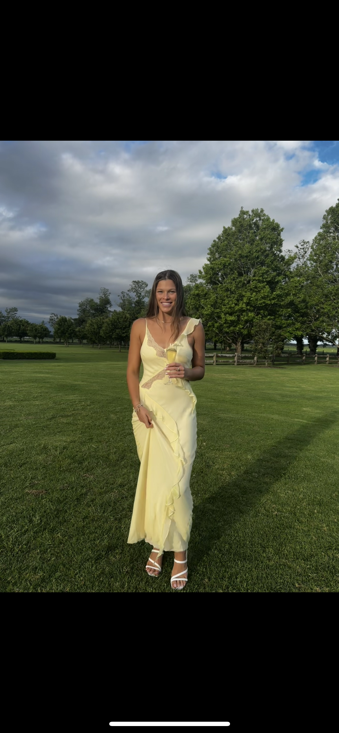 Bec & Bridge Yellow to lend