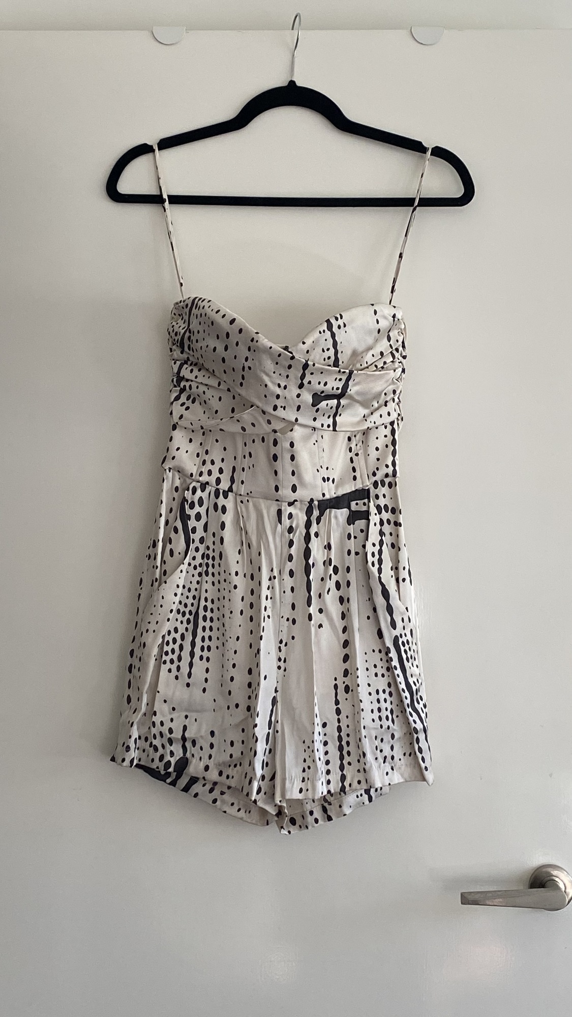 Sass & Bide Beige to loan