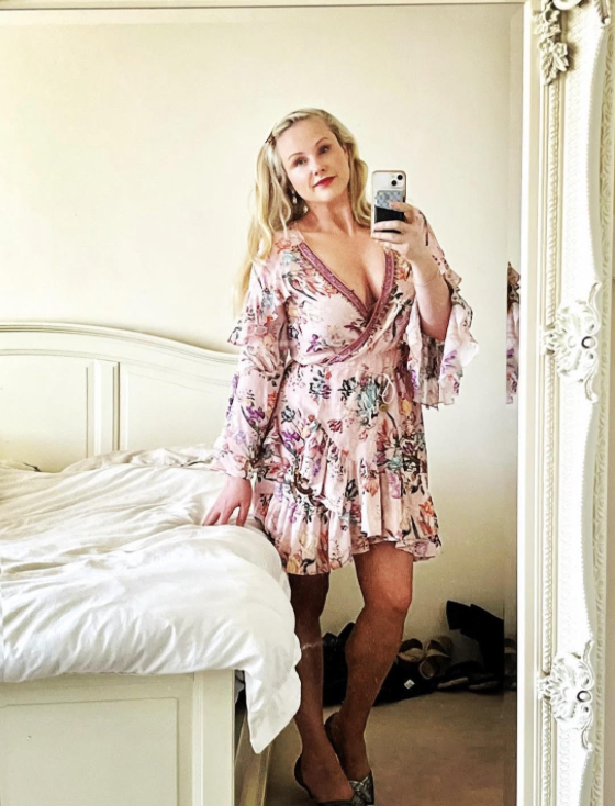 Borrow a Camilla Pink