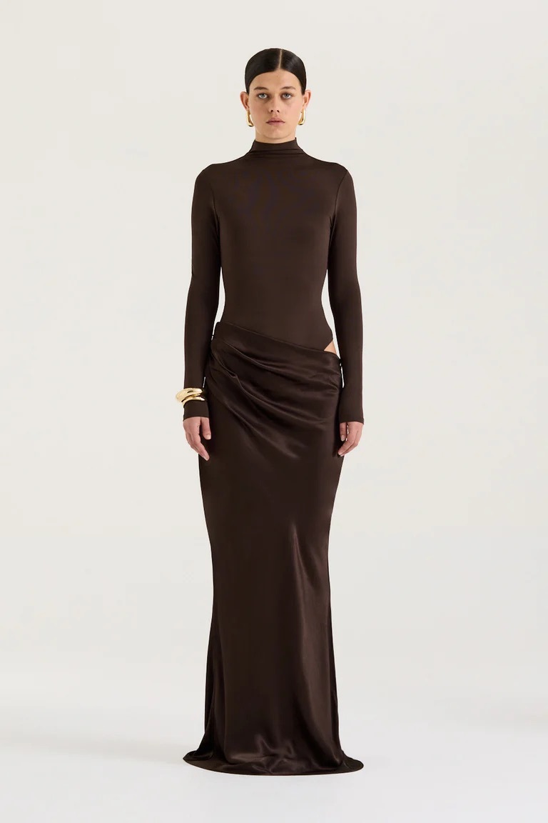 Soraia Long Sleeve Choc 1 768x 1