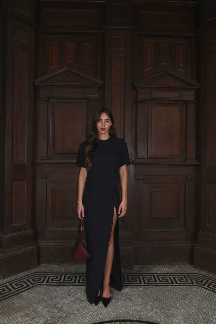 Henne Black for lend