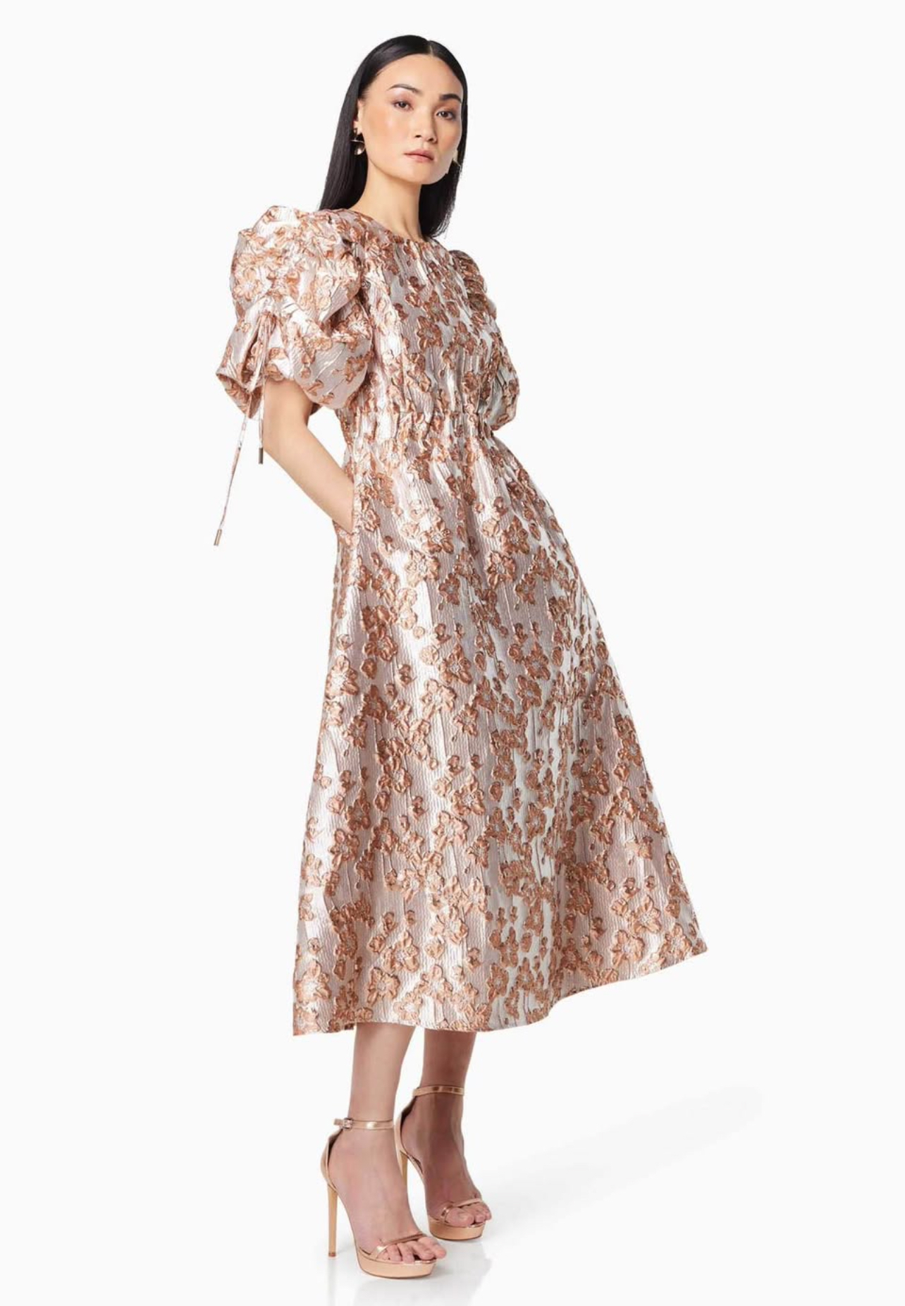 Elliatt Pink to rent