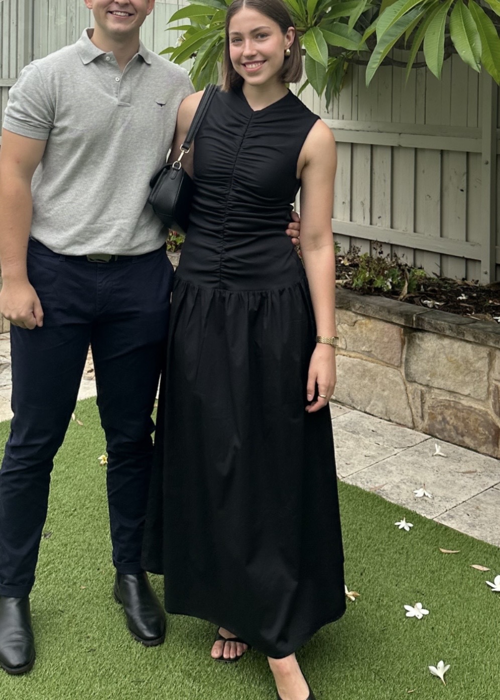 Anna Quan Black rental