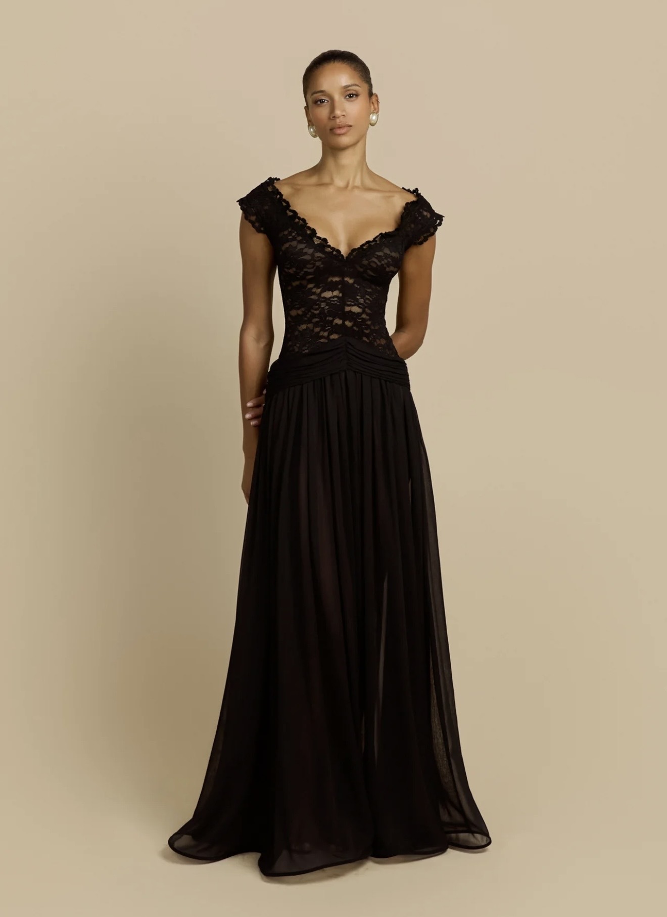 Arcina Ori Black for rent