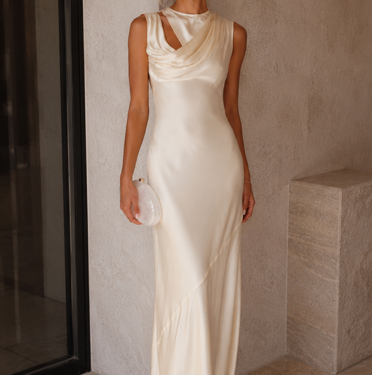 Find Dresses for Hire in Townsville | Dress Hire | Designerex Find Dresses for Hire in Townsville | Dress Hire | Designerex