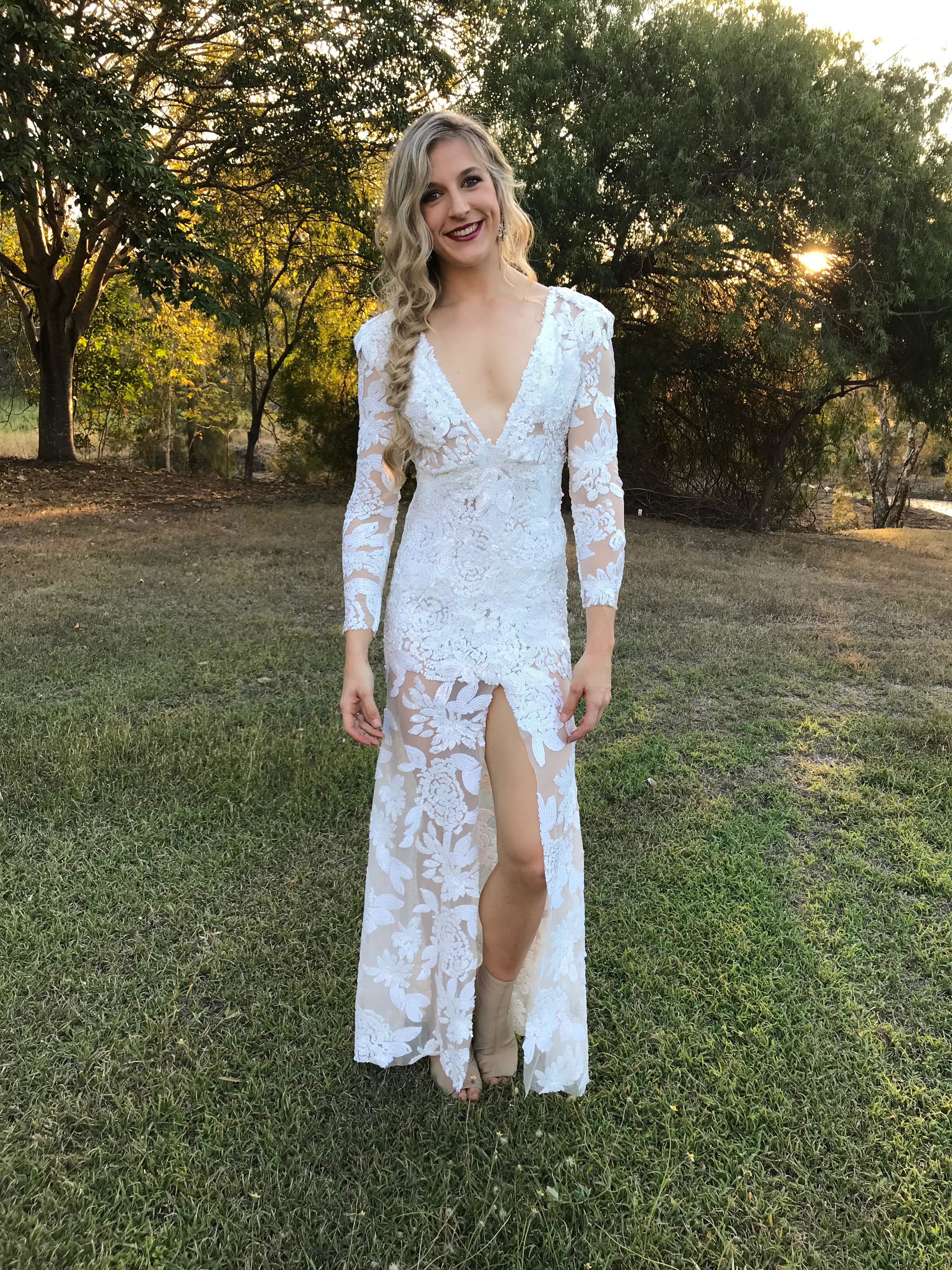 Affordable Ae'lkemi Floral Sequin Plunge Gown