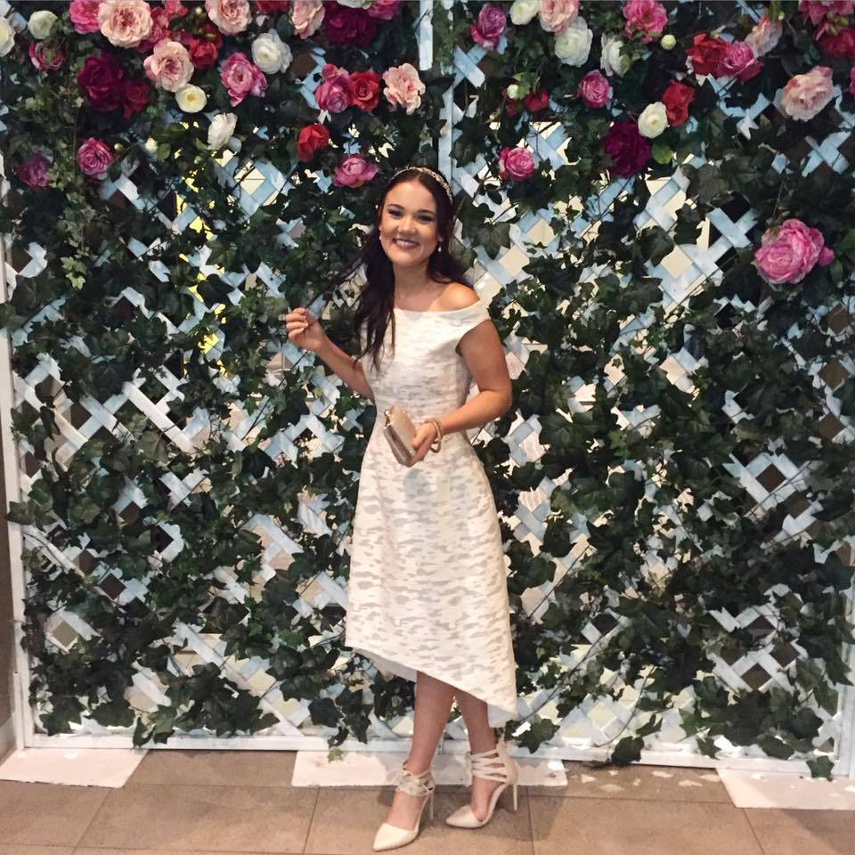 Formal rental White Carla Zampatti