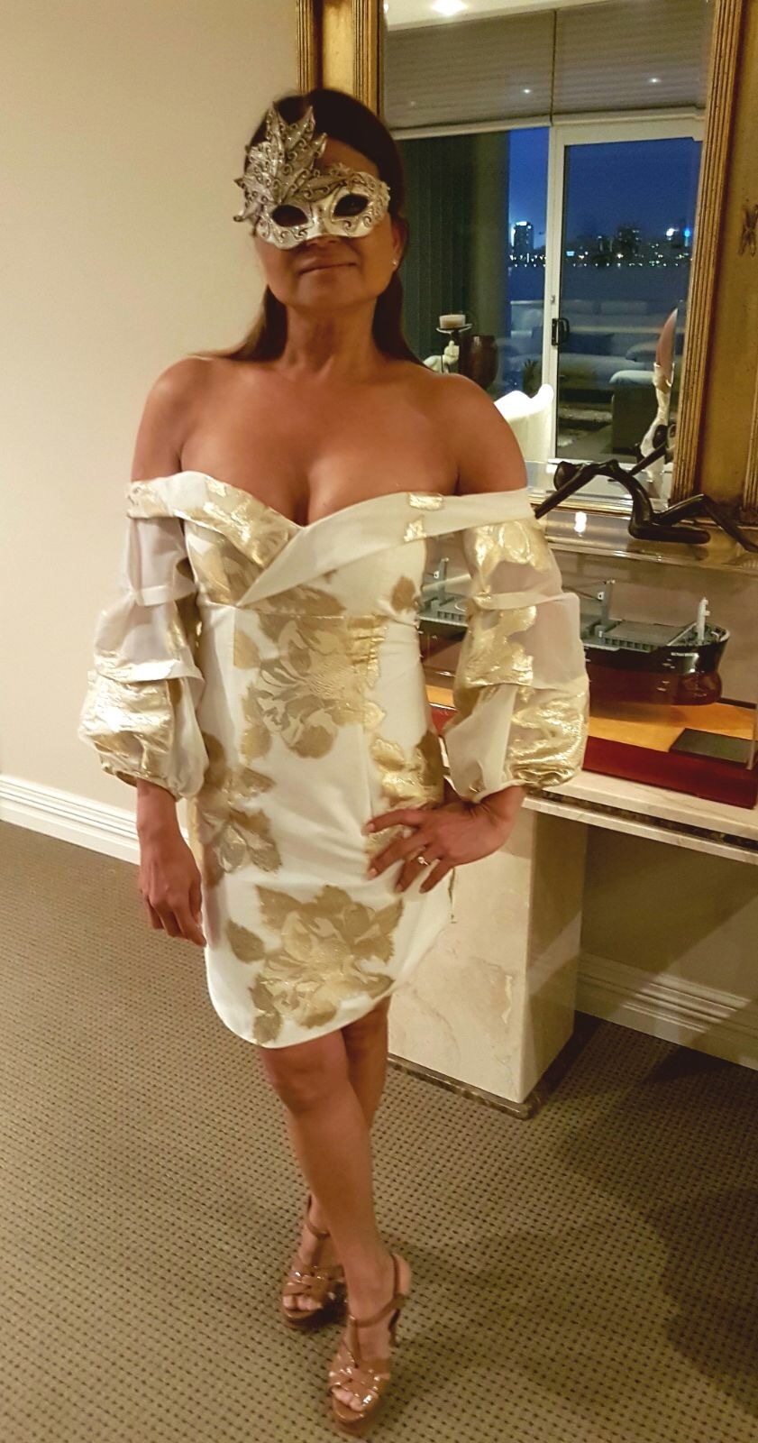 For rent a Manning Cartell Dress