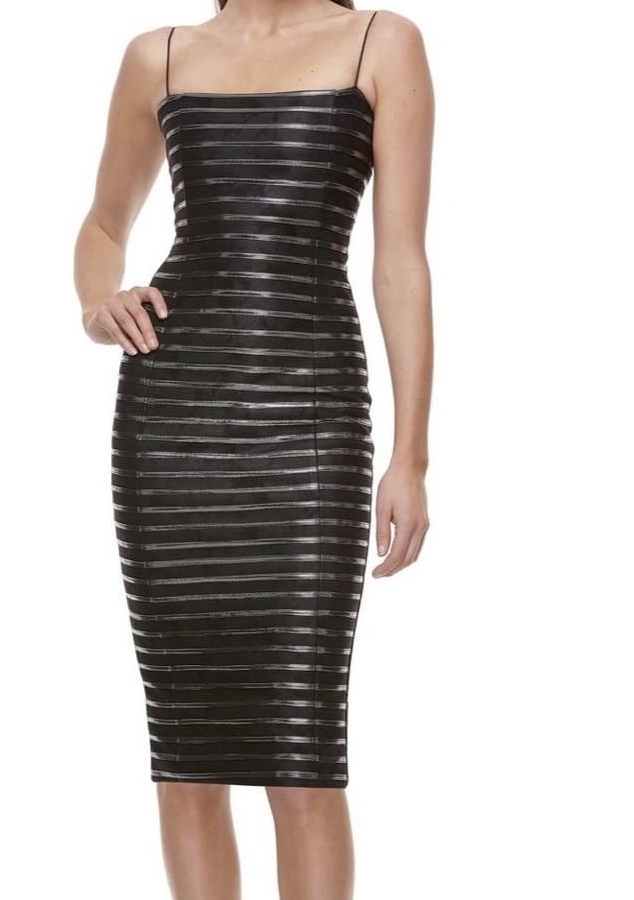 Eliya The Label Black to lend