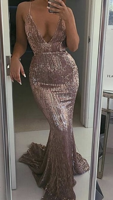 Loan a Abyss By Abby Jilah Gown