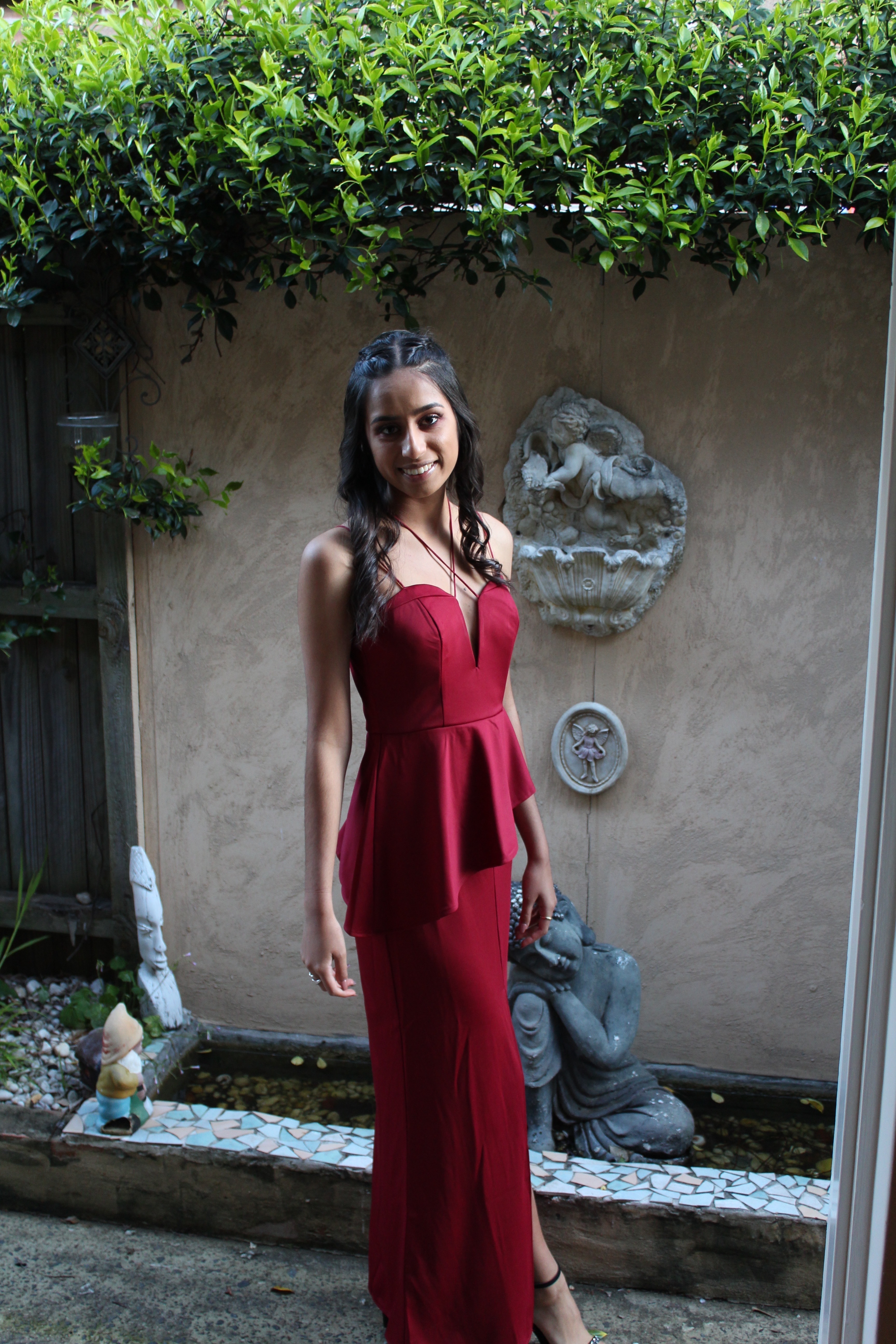 Rental Red Sabo Skirt