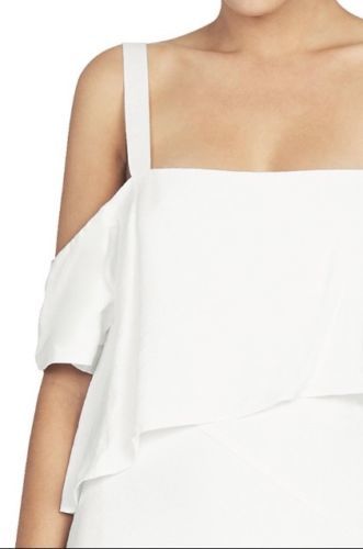 For rent a White Camilla And Marc