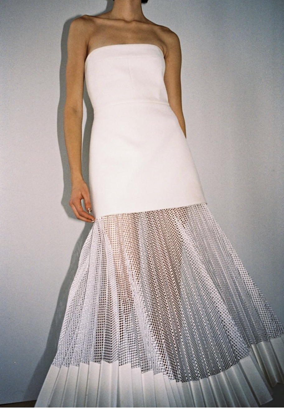 Loan a White Dion Lee