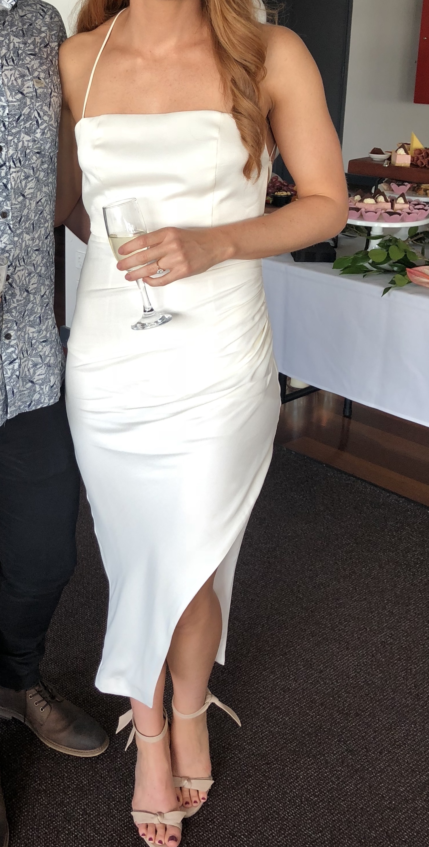 Designer rental Manning Cartell Status Update Ivory