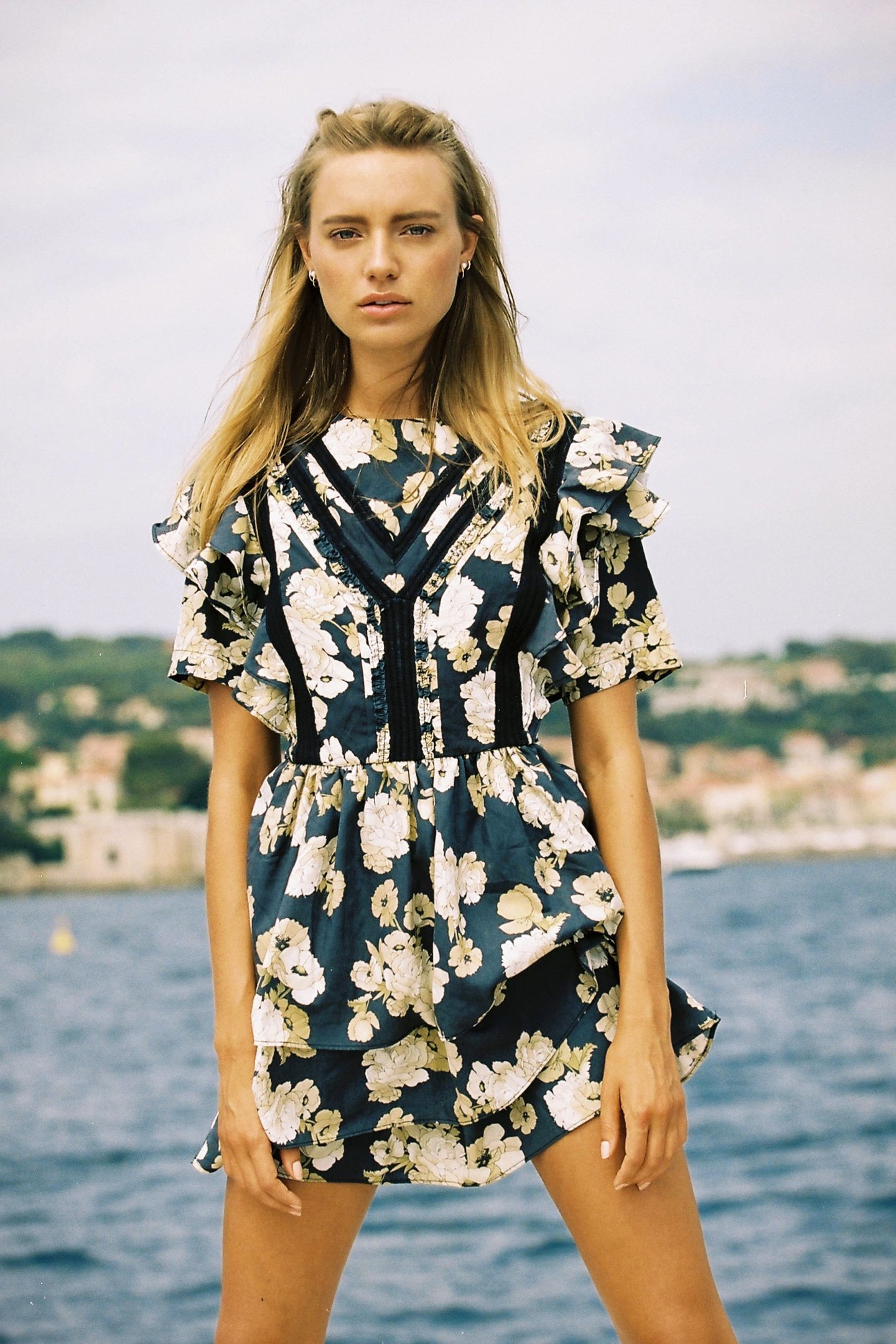 Cheap designer Navy Sir The Label