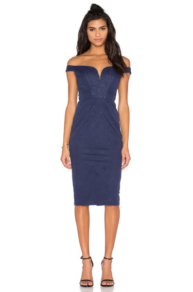 Elle Zeitoune Navy to hire