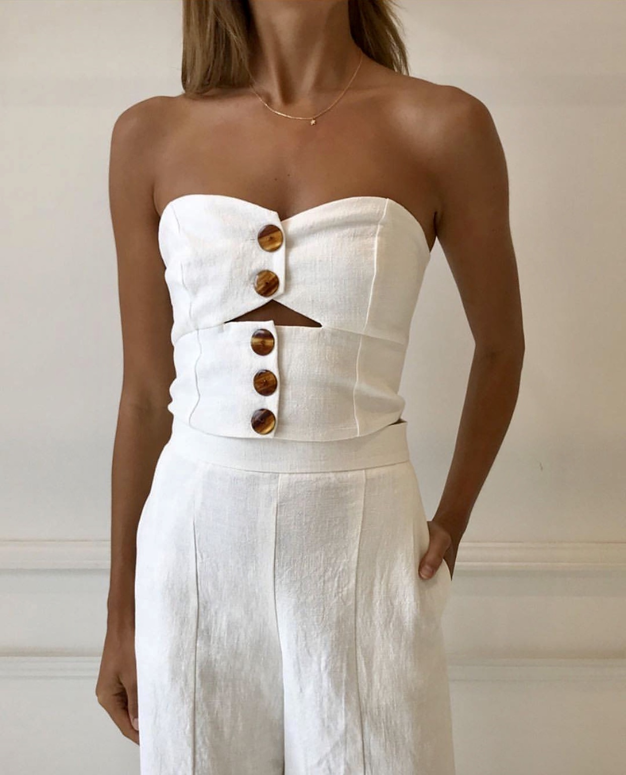 Formal rental White Bec & Bridge