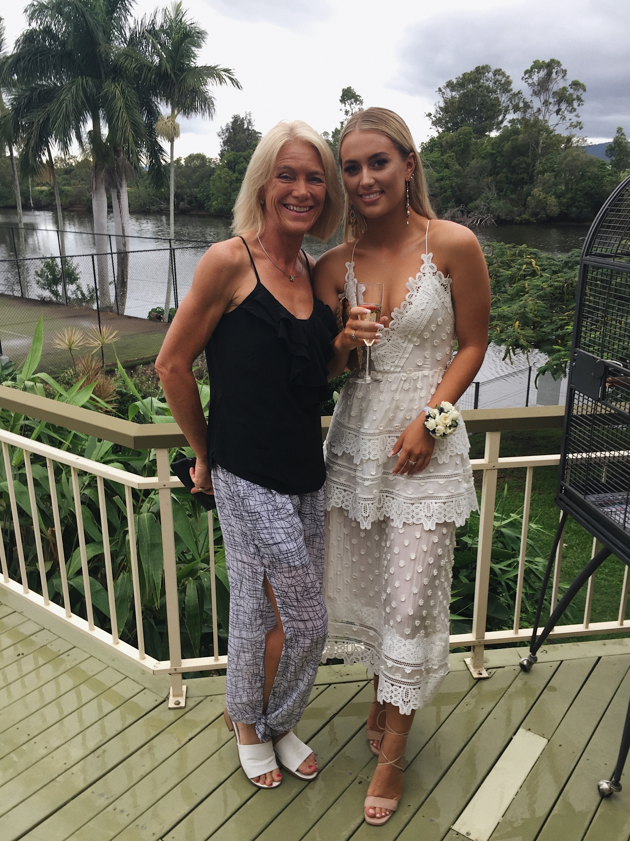 Self Portrait White for loan