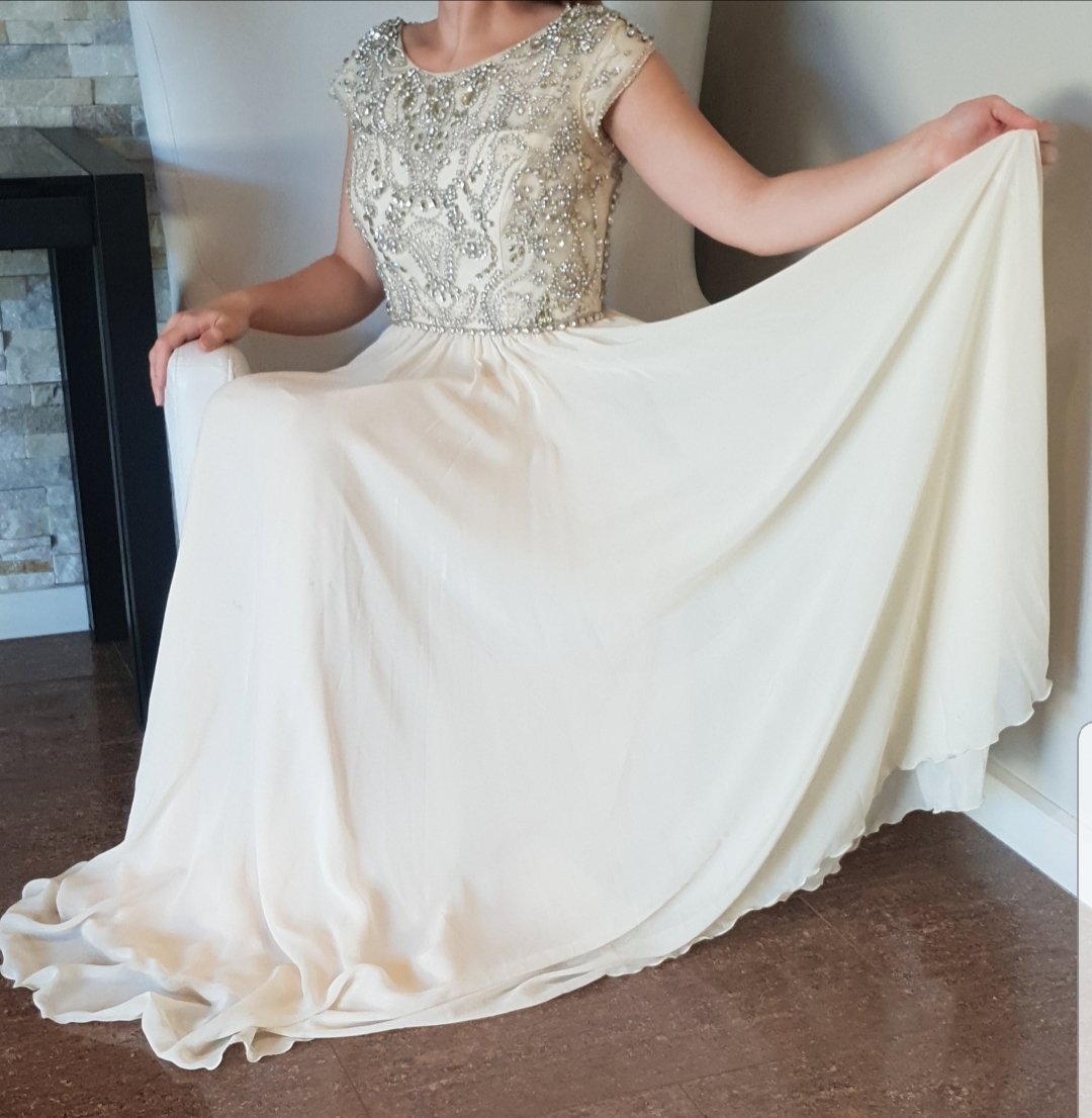 For rent a Other Jadore