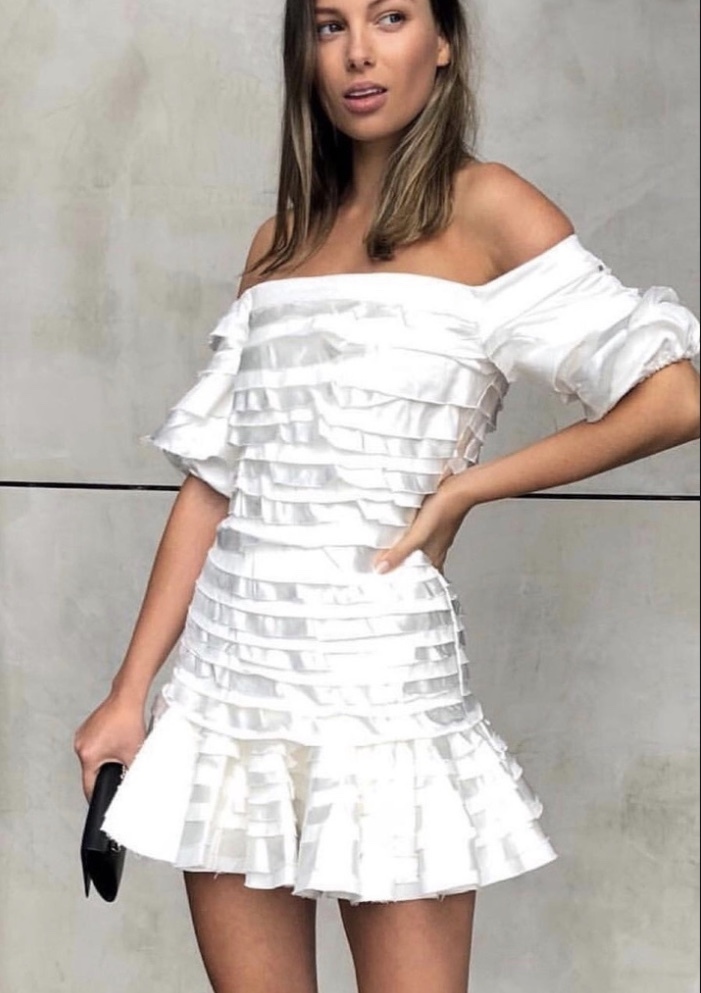 Borrow a White Atoir