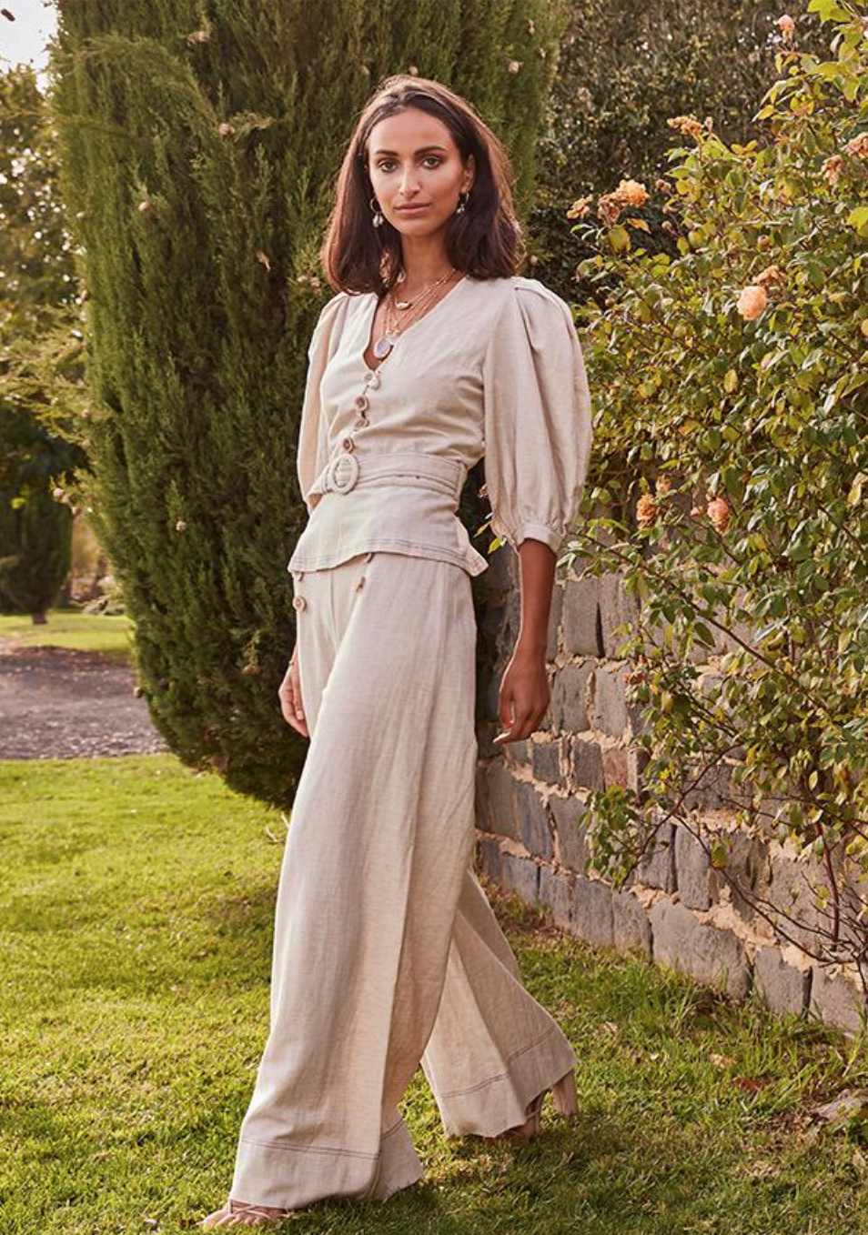 Loan a Beige Ministry Of Style