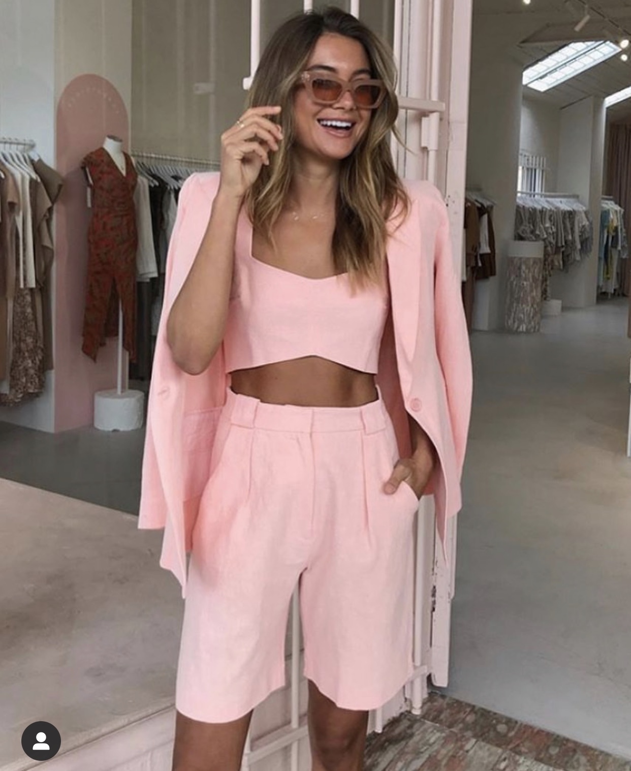 Bec & Bridge Pink rental