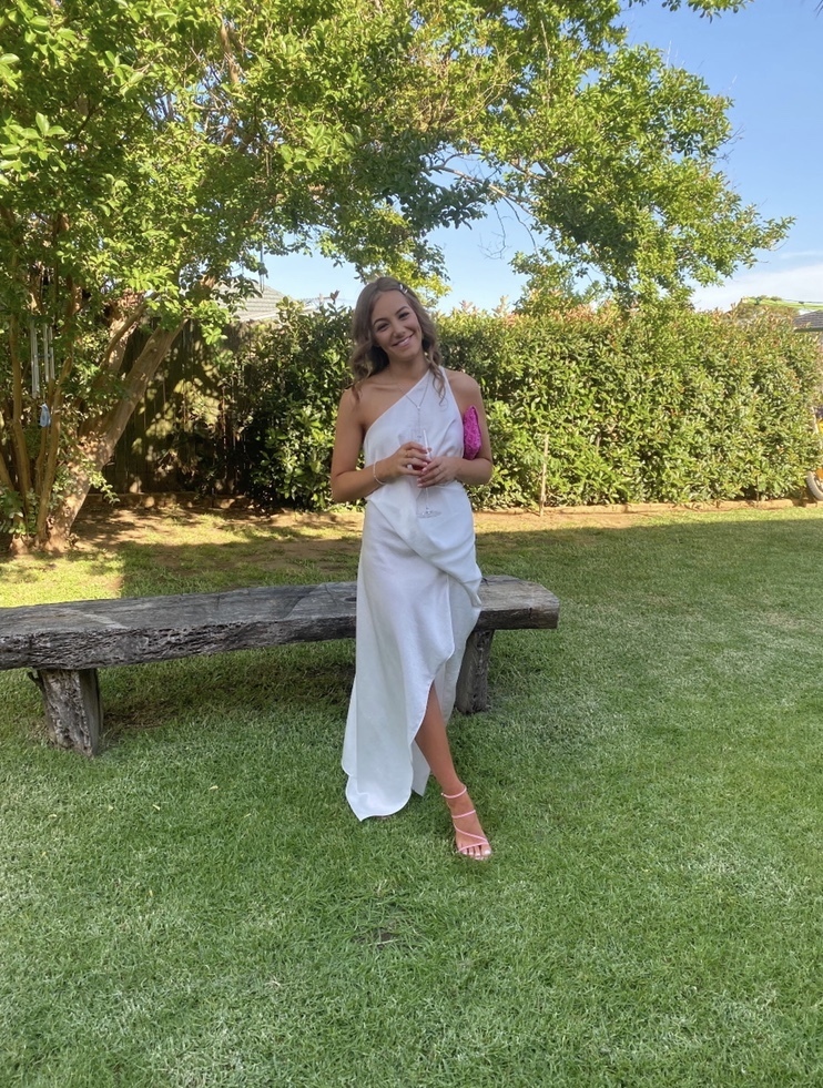 Formal rental White One Fell Swoop