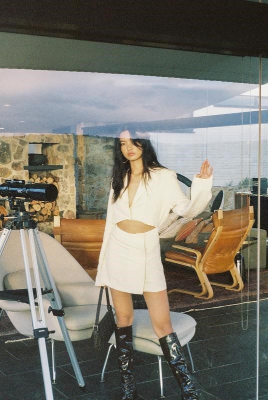 Designer rental Beige With Jean