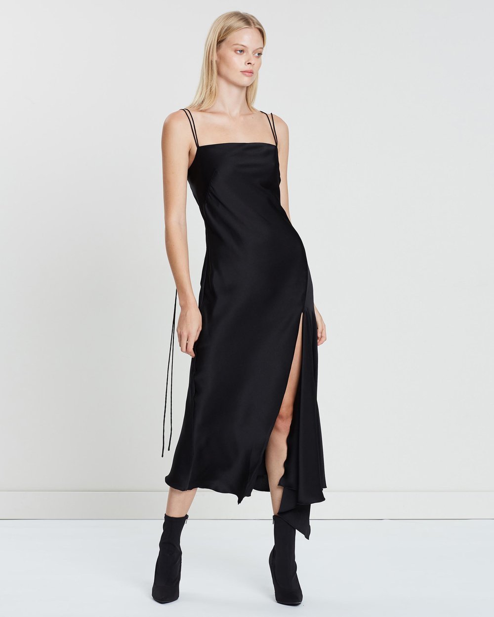 Borrow a Camilla And Marc Acacia Dress