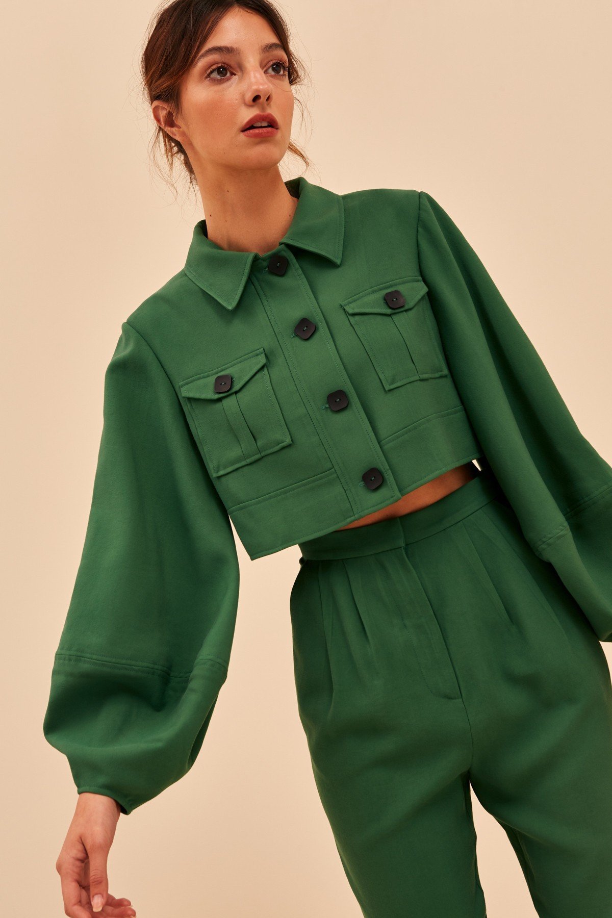 C/Meo Collective Green to hire